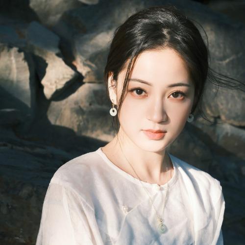 Mạnh Thiên Âm - 孟天音