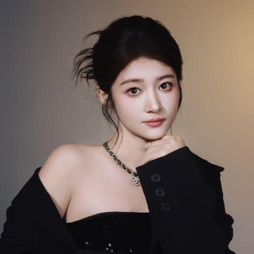 Nghiêm Thiếu Phân - 严少芬