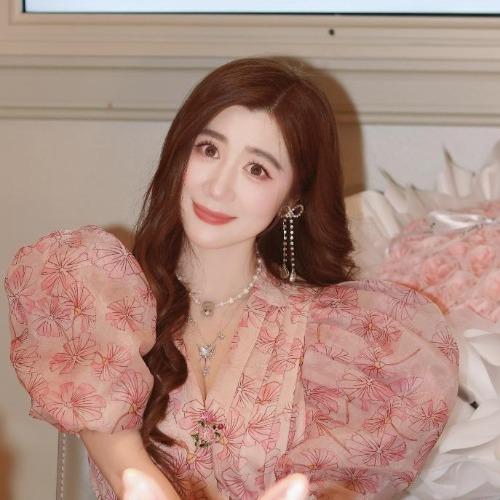 Ngô Bội Bội - 吴蓓蓓