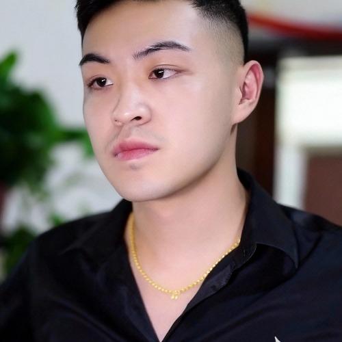 Ngũ Nhất Bạc - 伍一帛