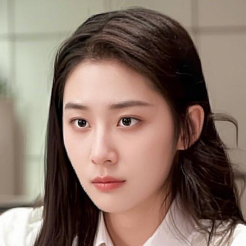 Nguyên Nghệ San - 原艺珊