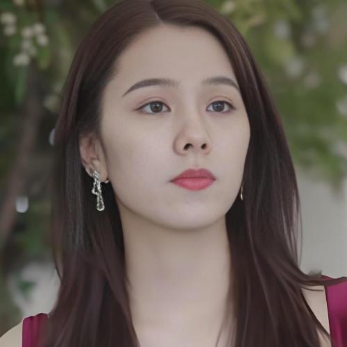 Phùng Như Tuyết - 冯茹雪