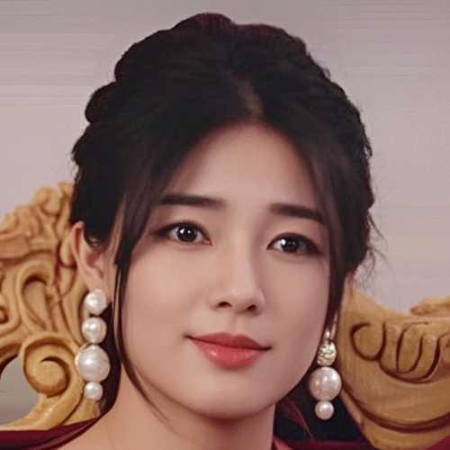 Phùng Tâm Toàn - 冯鑫璇