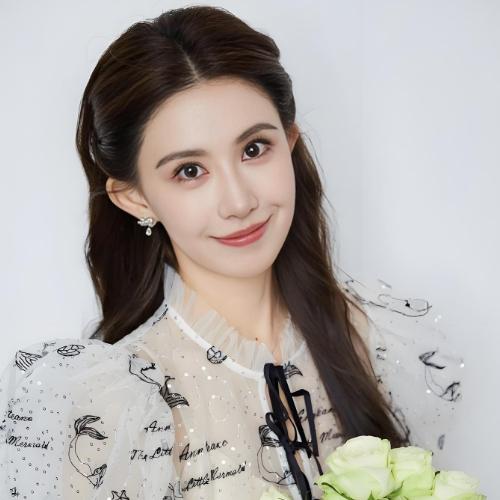 Quản Tử Quân - 管梓君