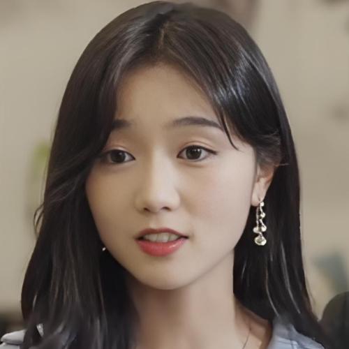 Tầm Chu Quỳnh - 岑舟琼