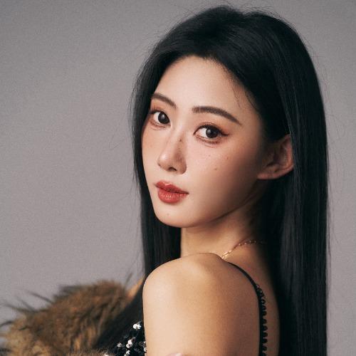 Tần Lộ Dao - 秦璐瑶