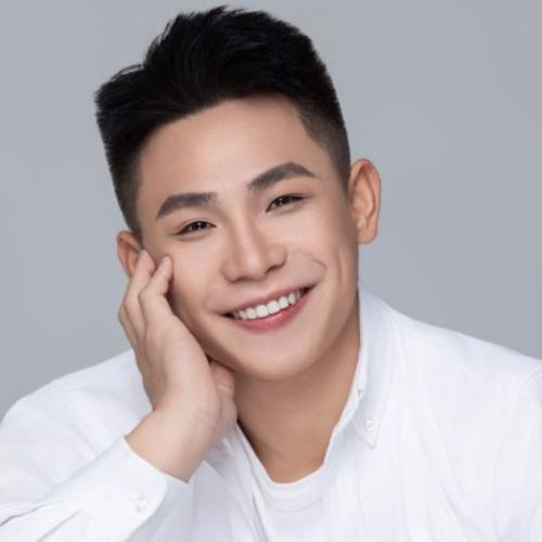 Tần Ý Phong - 秦意峰