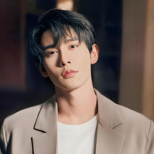 Thân Hạo Nam - 申浩男