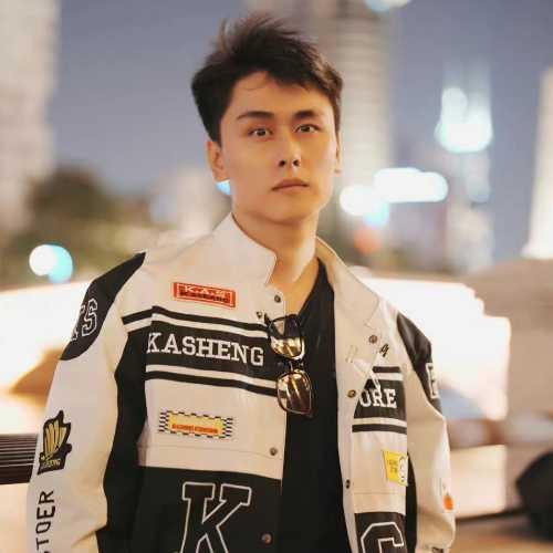 Thành Vỹ Đào - 成玮涛