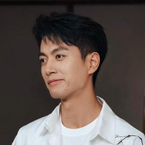 Tiên Gia Thần - 鲜嘉臣