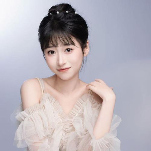 Tiền Tĩnh Duệ - 钱婧睿