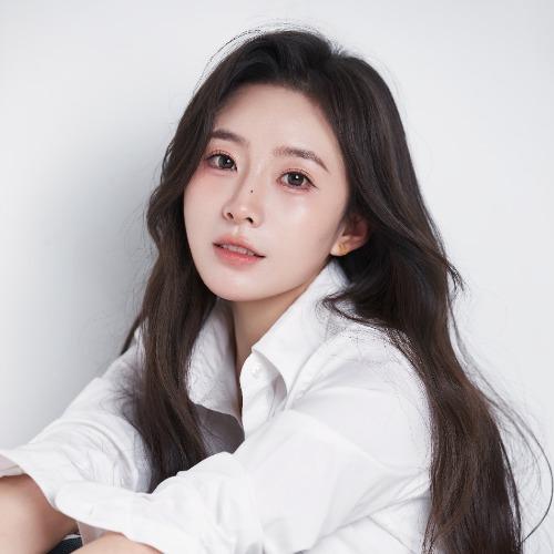 Tiểu Cửu (Chu Dịch Tây) - 小九（周弋茜）