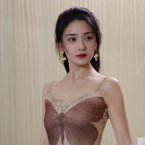 Tống Noãn - 宋暖