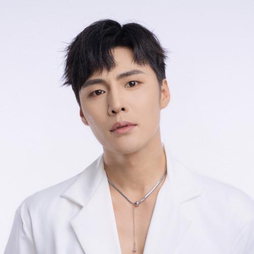 Trang Hạ Bá - 庄夏播