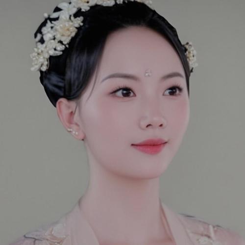 Triệu Nhất Nặc - 赵一诺