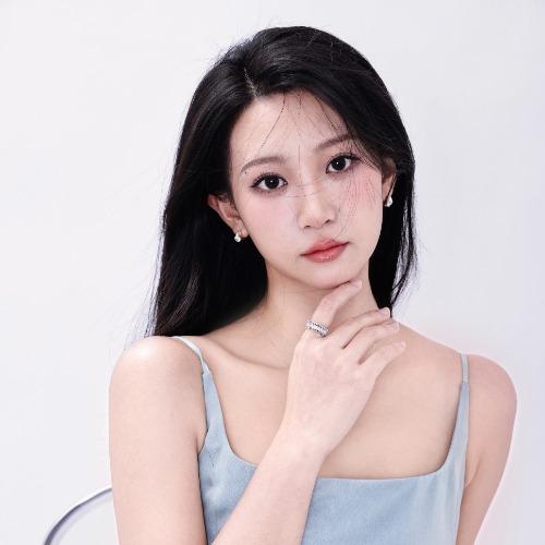 Trương Ngọc Tĩnh - 张钰静