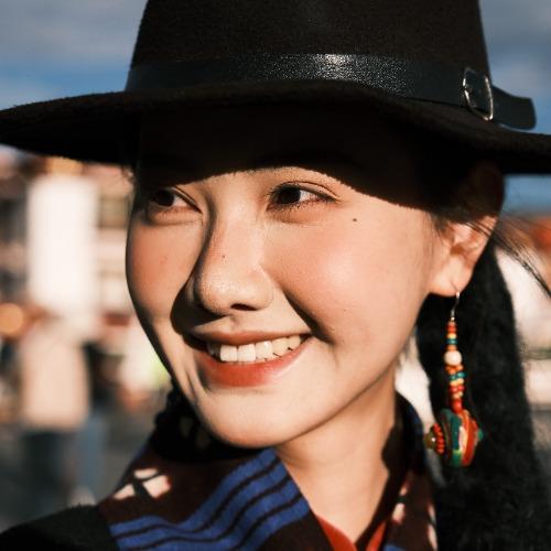 Trương San San - 张珊珊