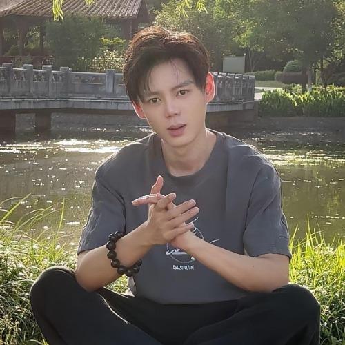 Trương Sơ Nhất - 张初一