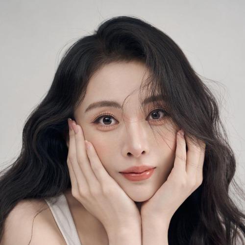 Trương Thi Vũ - 张诗雨