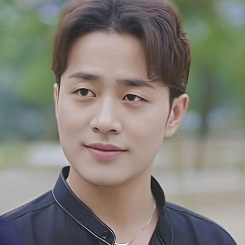 Từ Tử Việt - 徐子粤