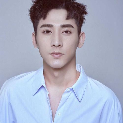 Vu Huyên Hồng Hạo - 于轩鸿灏