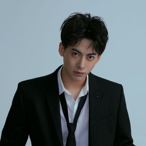 Vương Khiêm Nhất - 王谦一