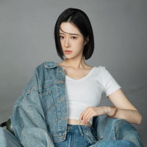 Vương Tĩnh Kỳ - 王婧琦